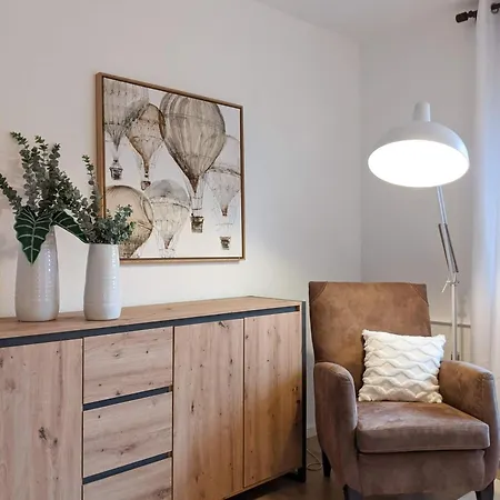 Zur Stadtmauer 아파트 *